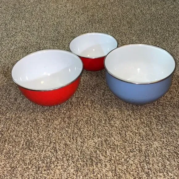 Set of Three Colorful Mixing Bowls Metal Enamel - Picture 7 of 16